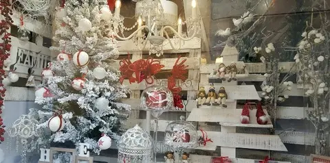 DECORALUZ escaparate Navidad