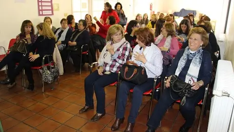 Mujeres centro carmen arias