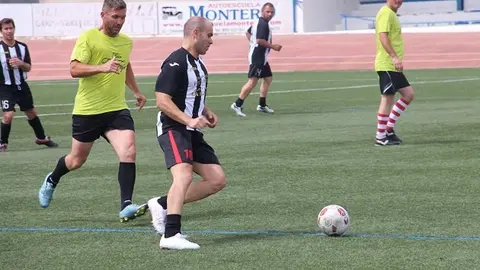 F&uacute;tbol 7 Veteranos