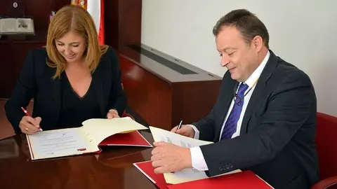 COFCAM_Firma adenda convenio UCLM2