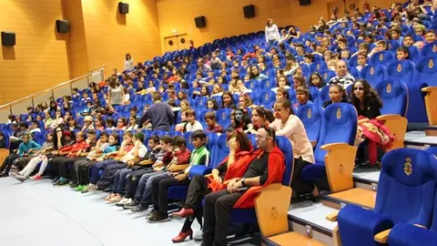 Inauguraci&oacute;n Muestra Teatro ni&ntilde;os reina sof&iacute;a alumnos