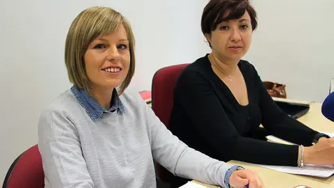 Elena Garc&iacute;a y Cristina Campos Arrabales PSOE