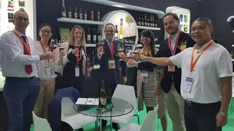 EHD MARIA TORRES PREMIO GUANGZHU 2016 (5)