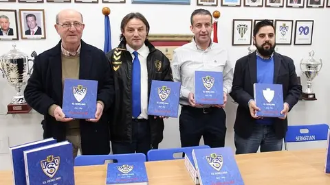 Libro Yugo Uni&oacute;n Deportiva Socu&eacute;llamos