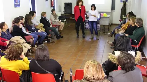 Charla Mujeres GEA Mar Alcolea