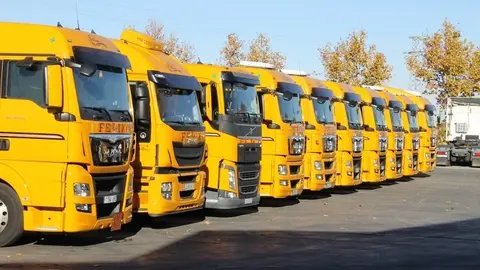 Camiones transportes f&eacute;lix