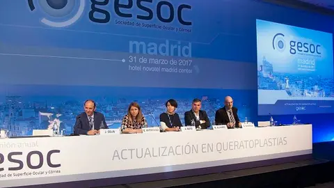 FOTO NOTA SANIDAD. Grupo superficie ocular Mancha Centro