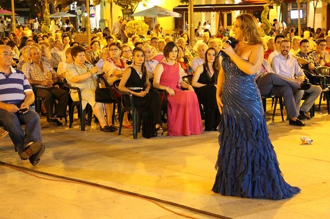 Sonia Andrade copla